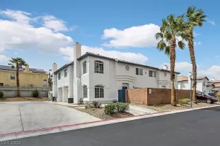 Photo #1: 2386284 Listing 