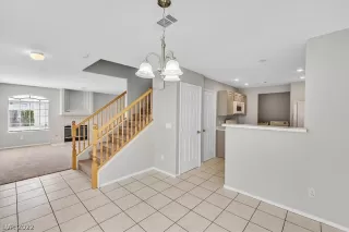 Photo #5: 2386284 Listing 