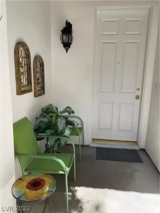 Photo #4: 2386330 Listing 