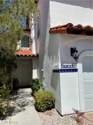 Photo #5: 2386330 Listing 