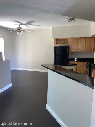 Photo #1: 2386362 Listing 