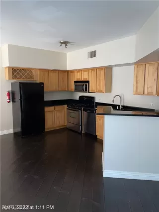 Photo #4: 2386362 Listing 