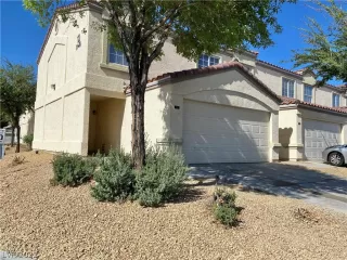 Photo #1: 2386372 Listing