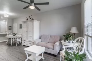 Photo #1: 2386459 Listing 