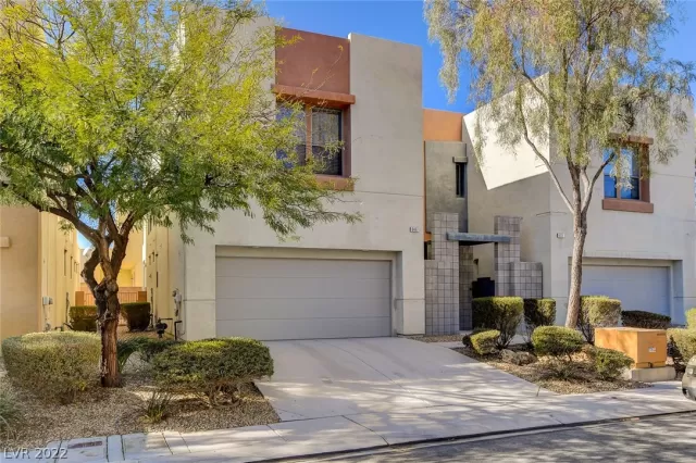 MLS: 2386480 Condo For Sale