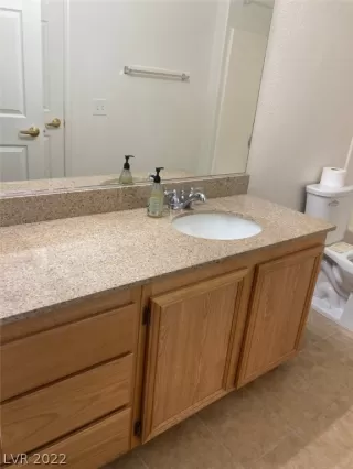 Photo #5: 2386481 Listing 