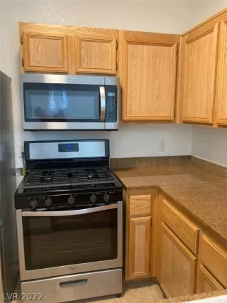 Photo #6: 2386481 Listing 