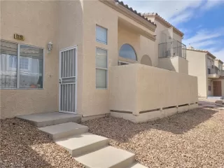 Photo #1: 2386494 Listing 