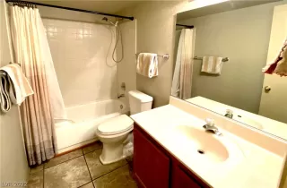 Photo #5: 2386539 Listing 