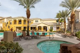 Photo #4: 2386551 Listing 