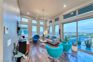 Photo #6: 2386584 Listing 