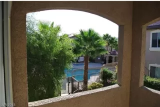 Photo #3: 2386592 Listing 