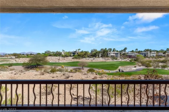 MLS: 2386609 Condo For Sale