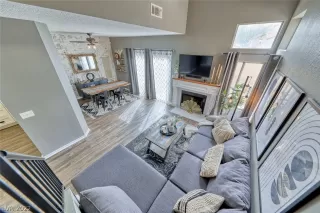 Photo #1: 2386610 Listing 