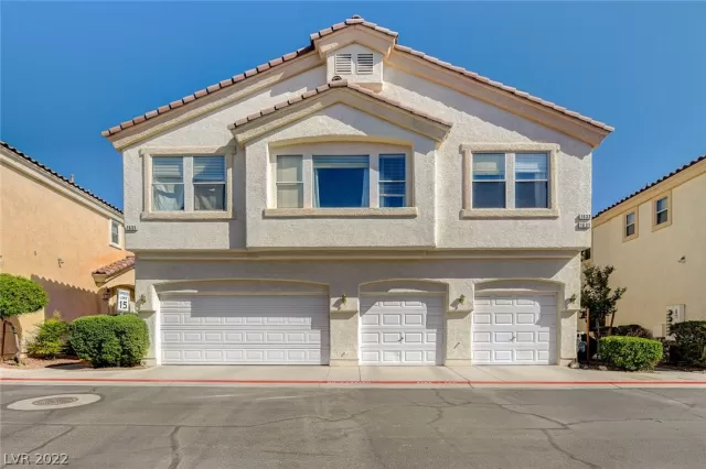 MLS: 2386615 Condo For Sale