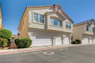 Photo #2: 2386615 Listing