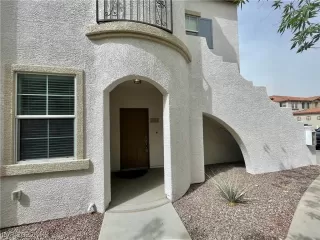 Photo #1: 2386632 Listing 