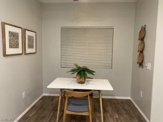 Photo #6: 2386634 Listing