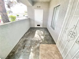 Photo #1: 2386694 Listing