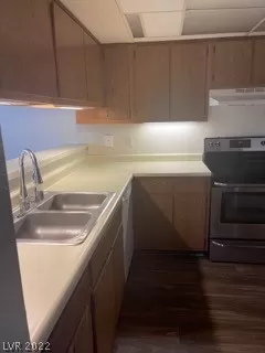 Photo #5: 2386712 Listing 