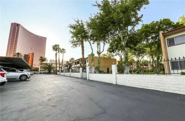 MLS: 2386717 Condo For Sale