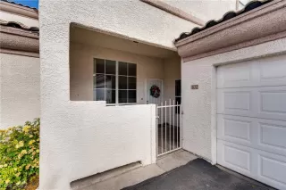 Photo #2: 2386802 Listing 