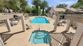 Photo #1: 2386837 Listing 