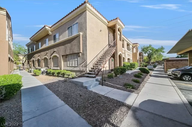 MLS: 2386860 Condo For Sale