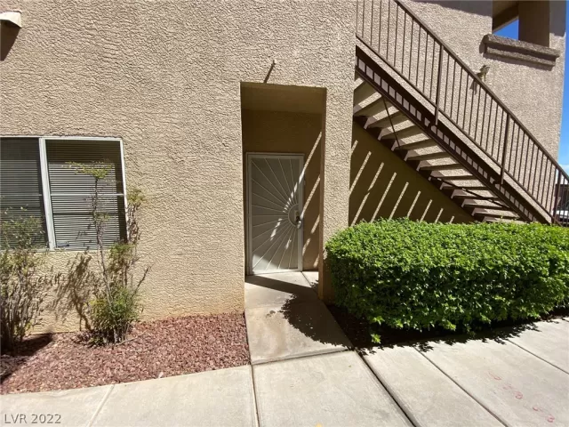 MLS: 2386863 Condo For Sale