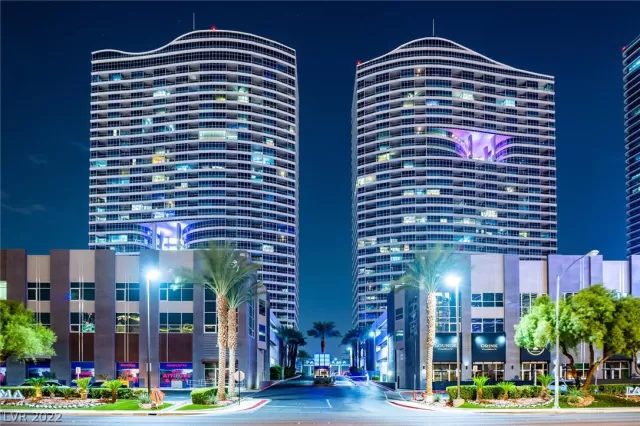 MLS: 2386926 Condo For Sale