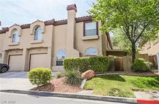 Photo #1: 2386970 Listing 