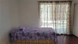 Photo #5: 2386975 Listing 