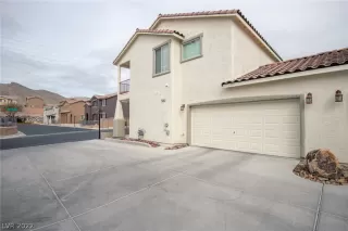 Photo #2: 2387005 Listing 