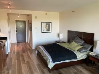 Photo #3: 2387016 Listing 