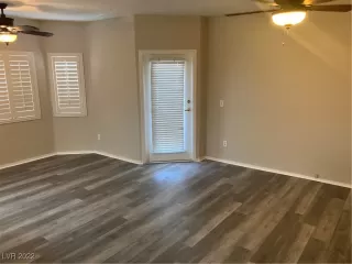 Photo #1: 2387019 Listing 