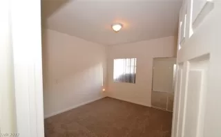 Photo #2: 2387052 Listing 