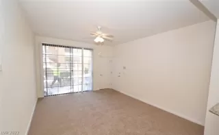 Photo #5: 2387052 Listing 