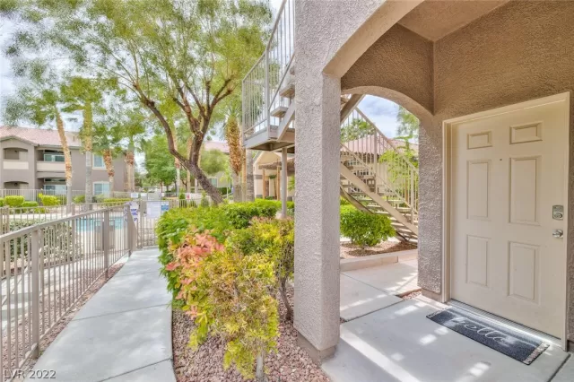 MLS: 2387072 Condo For Sale