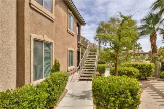 Photo #1: 2387072 Listing