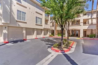 Photo #1: 2387080 Listing 