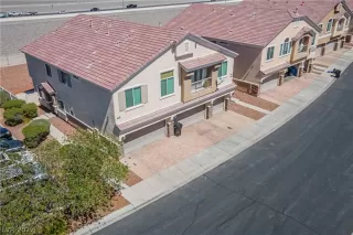 Photo #1: 2387095 Listing 