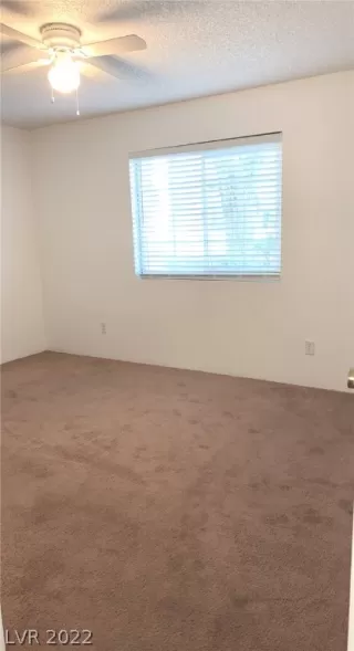 Photo #6: 2387181 Listing