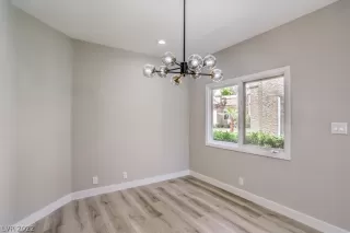 Photo #3: 2387197 Listing 