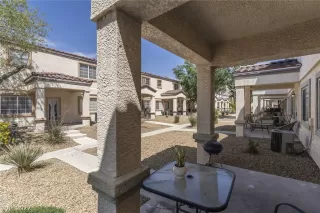 Photo #4: 2387208 Listing