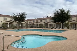 Photo #6: 2387208 Listing