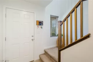 Photo #6: 2387216 Listing