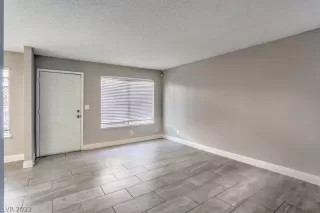 Photo #3: 2387236 Listing 