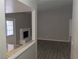 Photo #1: 2387260 Listing