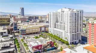 Photo #5: 2387273 Listing 