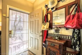 Photo #4: 2387279 Listing 